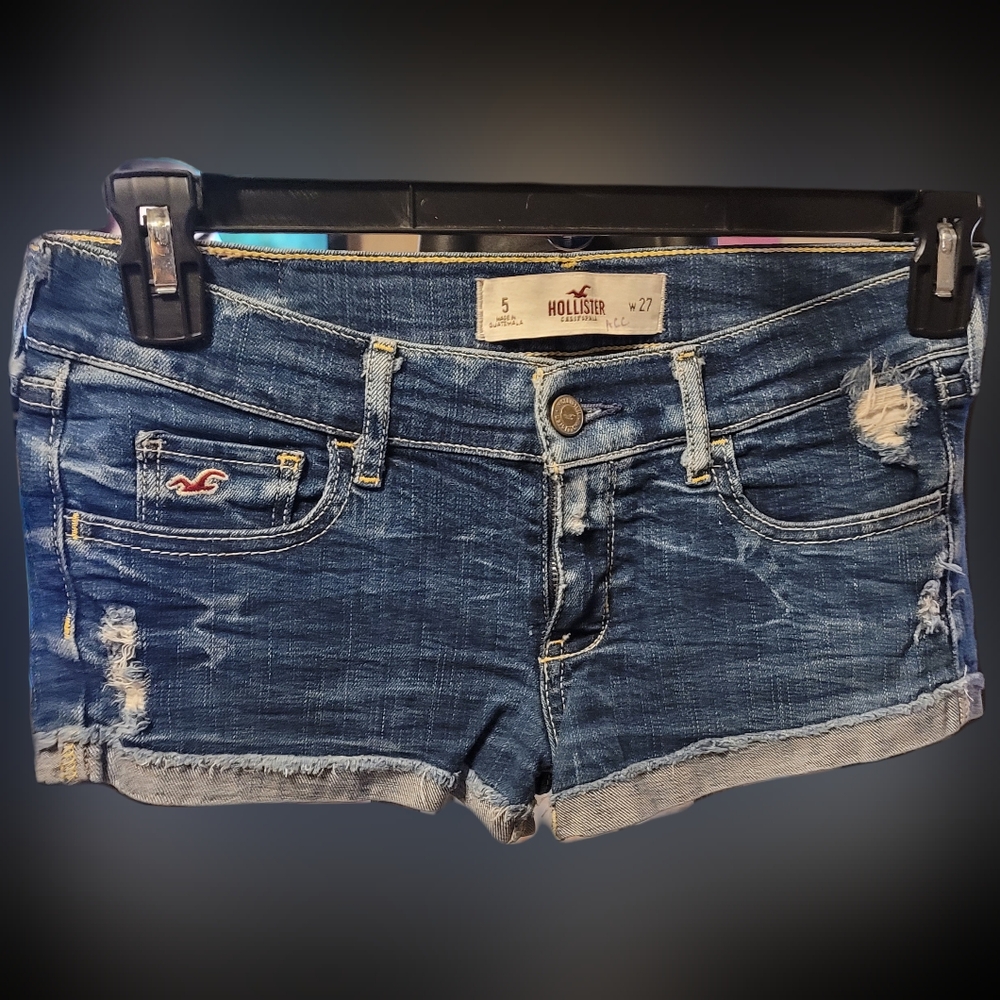 46-Hollister shortie jean shorts